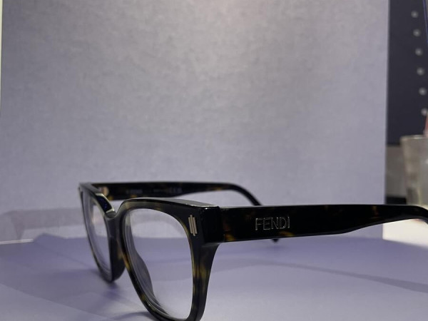 FENDI FE50055I 052 5217 145 B