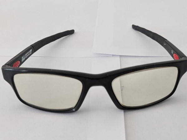 Oakley crosslink