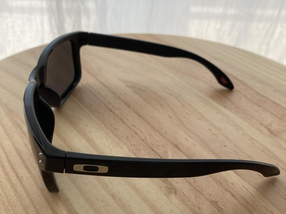 OAKLEY 009102-E155 57 18 137 HOLBROOK