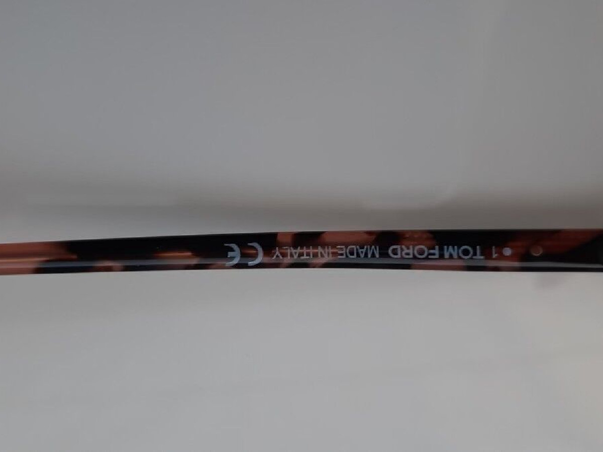 Tom Ford - TF5575-B 054