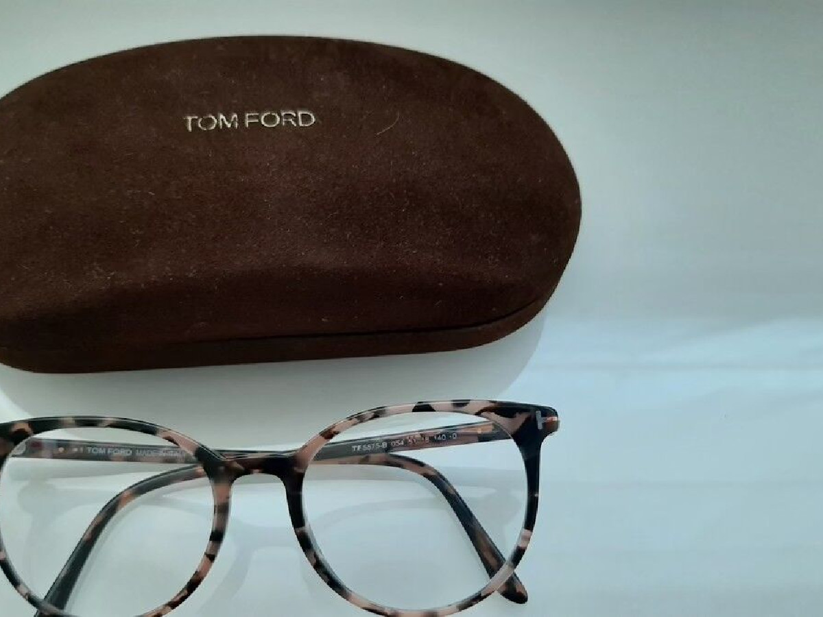 Tom Ford - TF5575-B 054