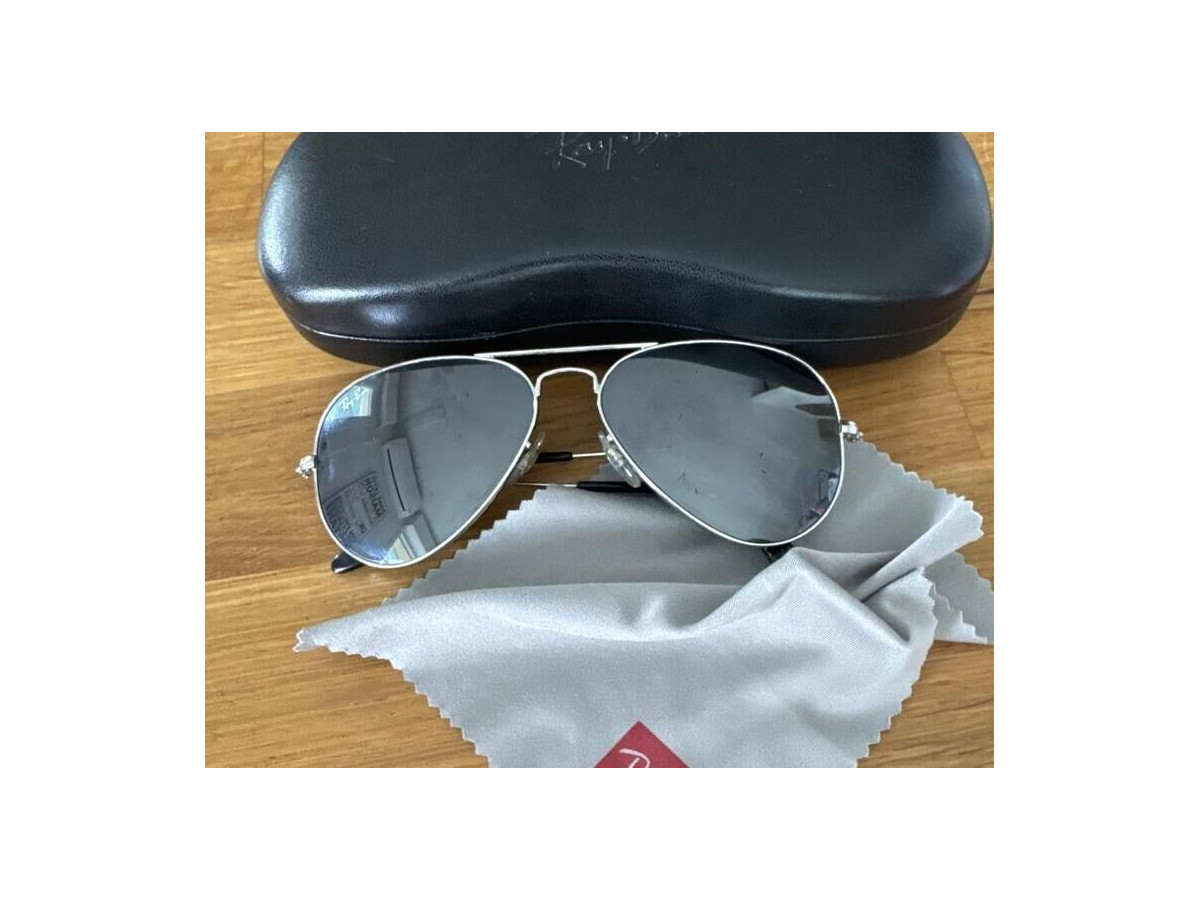 Rayban rb3025