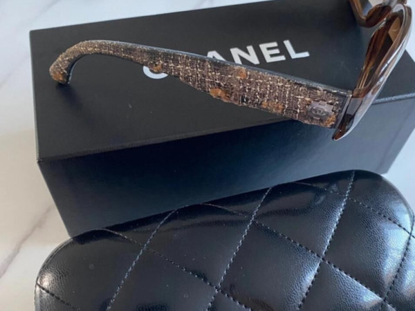 CHANEL - 5240 C617/30 55/17 135 3N