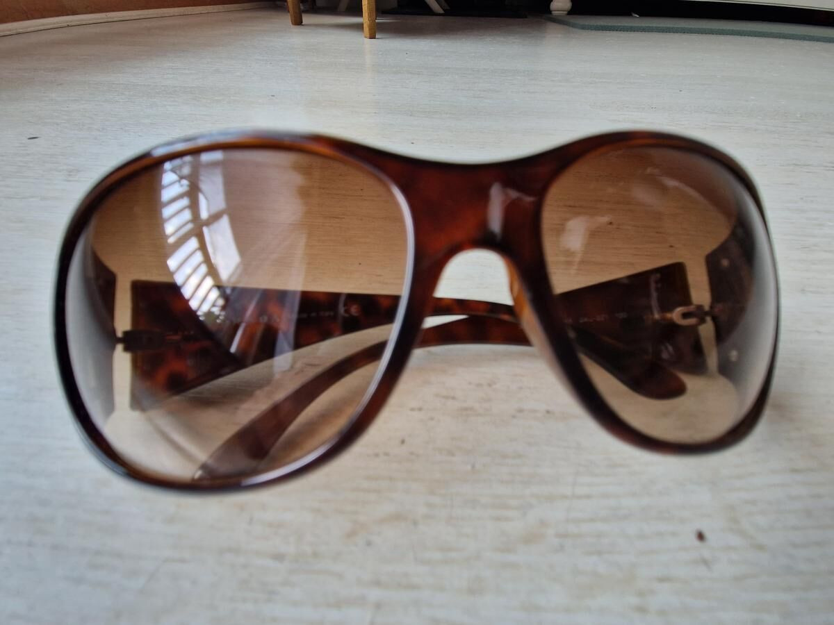 PRADA SPR07G 2AU-2Z1