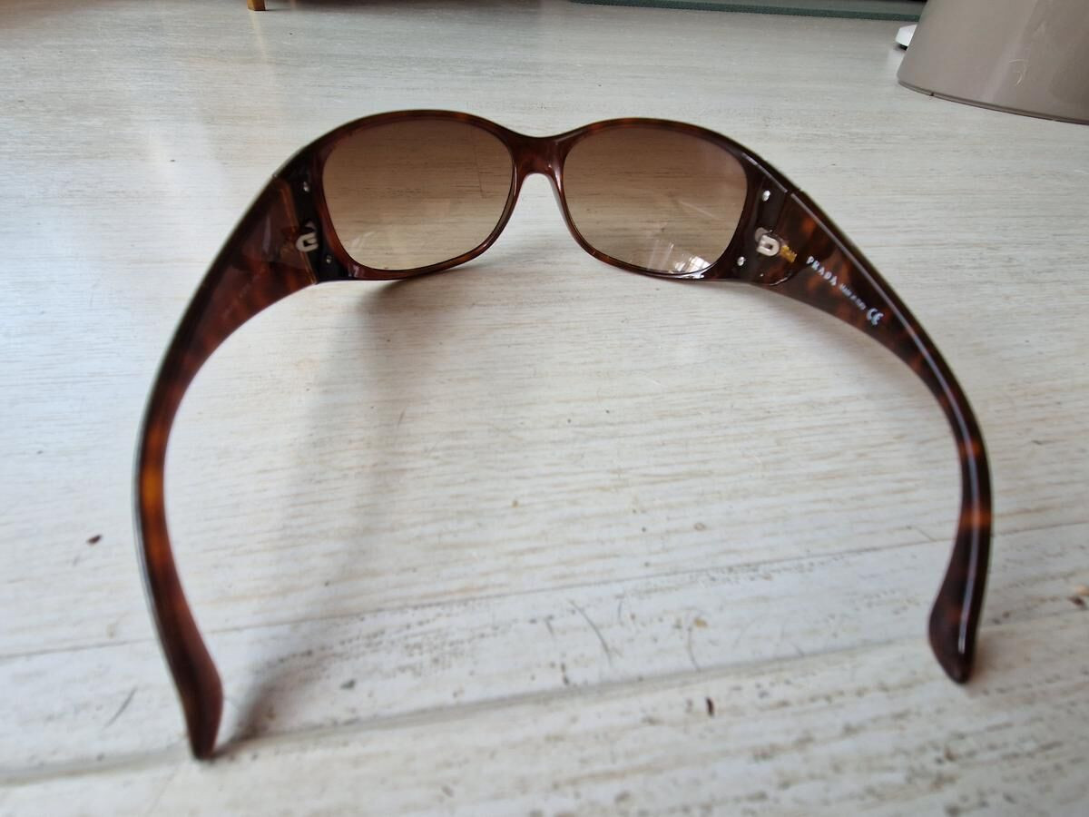 PRADA SPR07G 2AU-2Z1