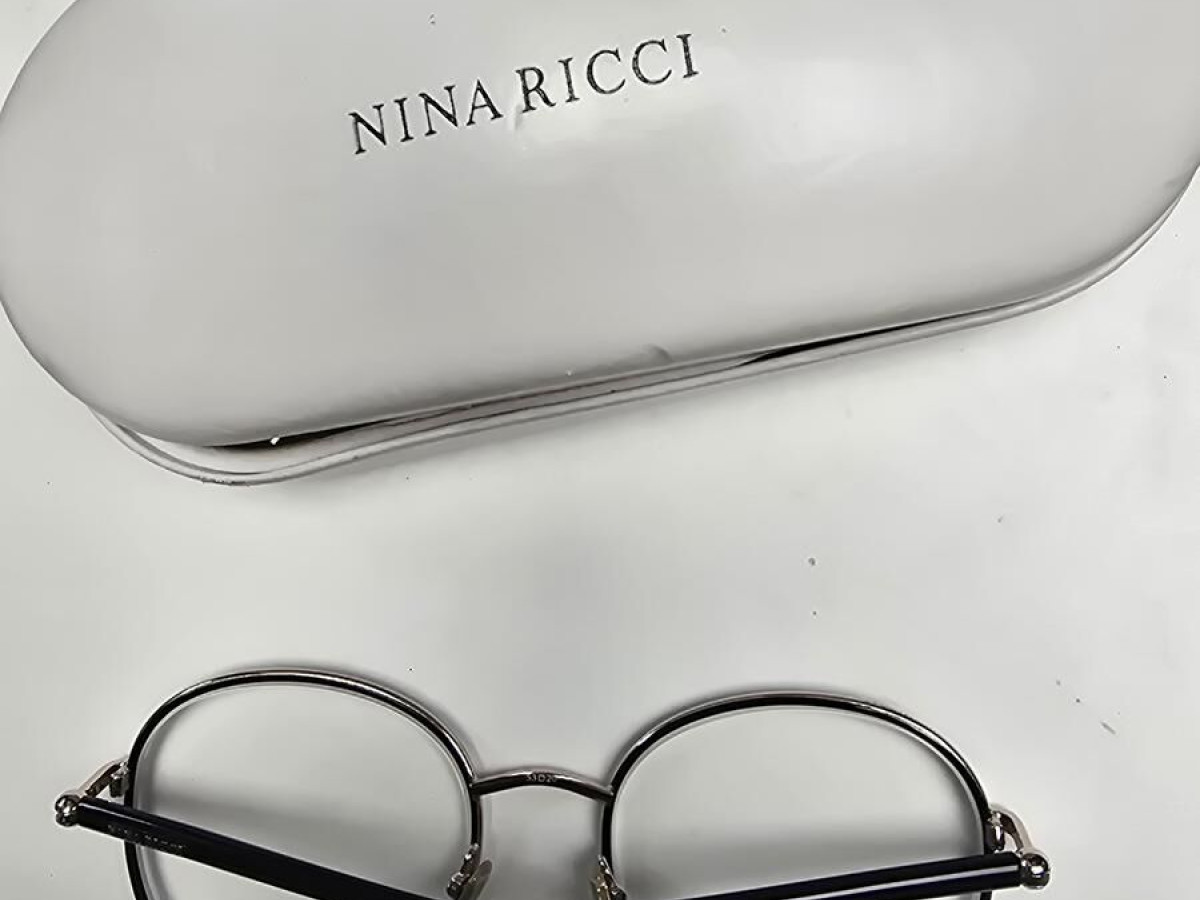 Nina Ricci vnr174