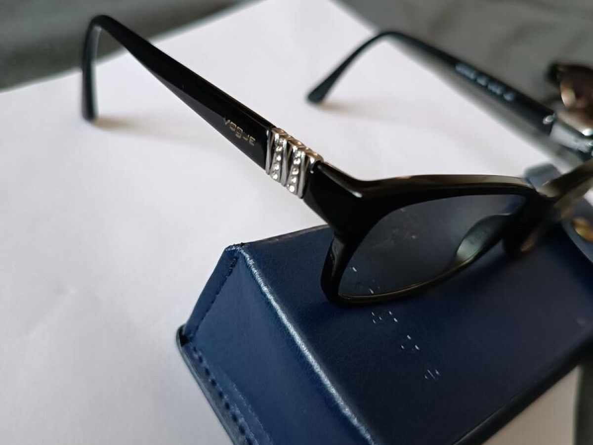 Vogue - vo2765-b 51/16