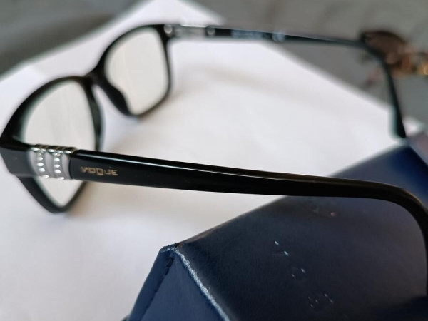 Vogue - vo2765-b 51/16