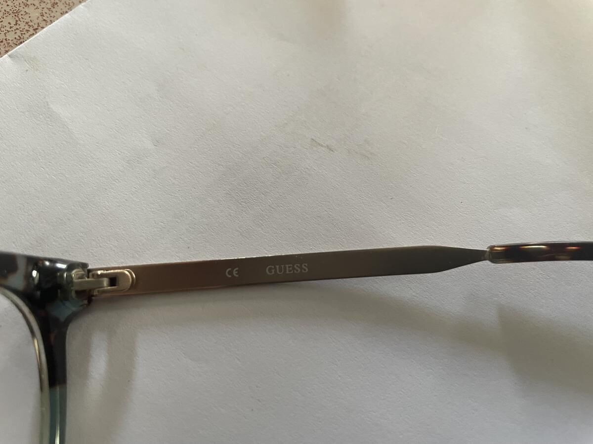 Guess - Taille 51/18 135