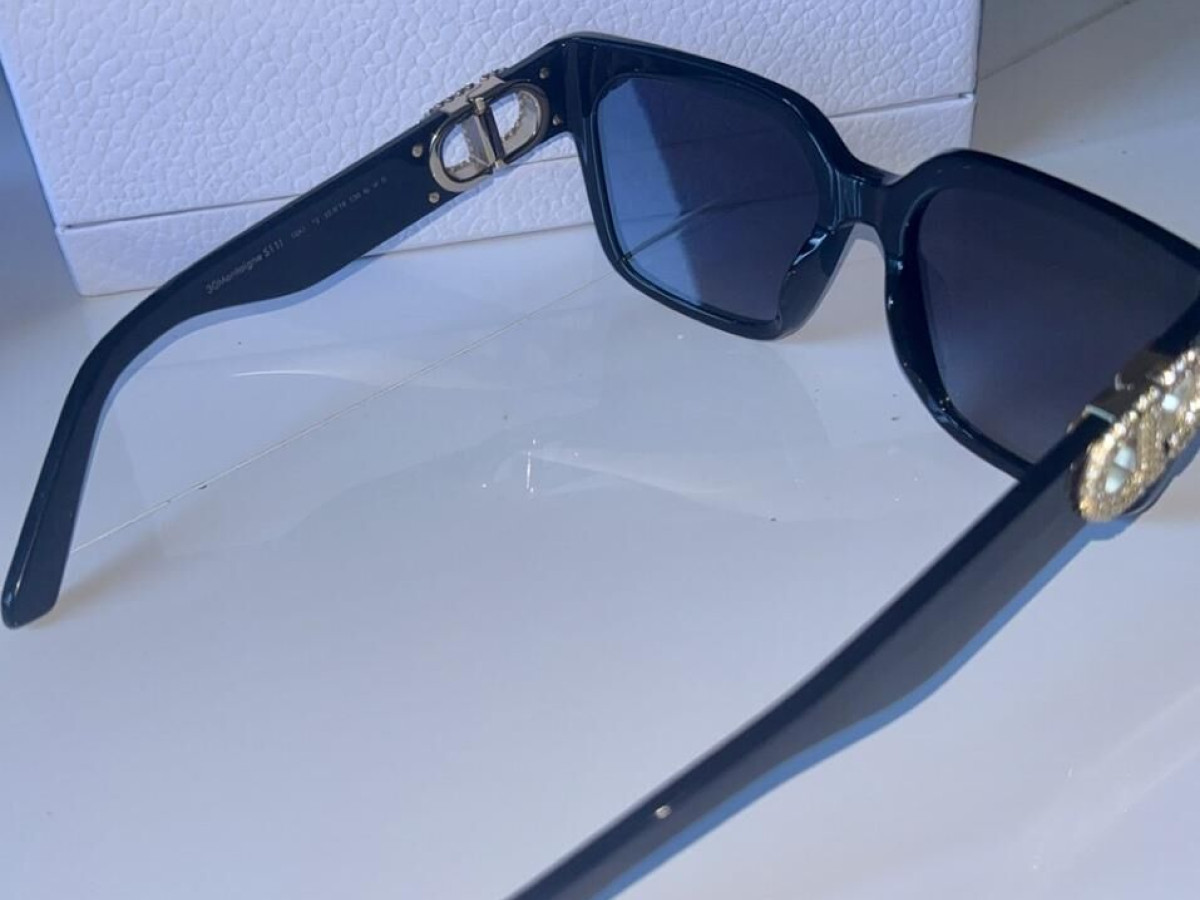 Dior - 30Montaigne S1 1l