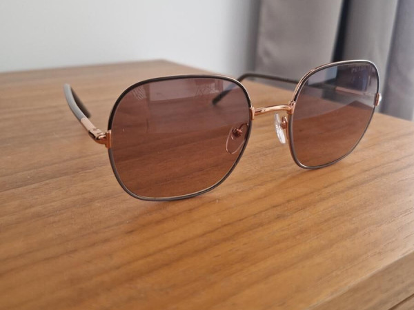 Prada vpr56w 54/19