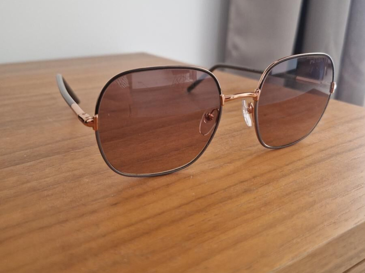 Prada vpr56w 54/19