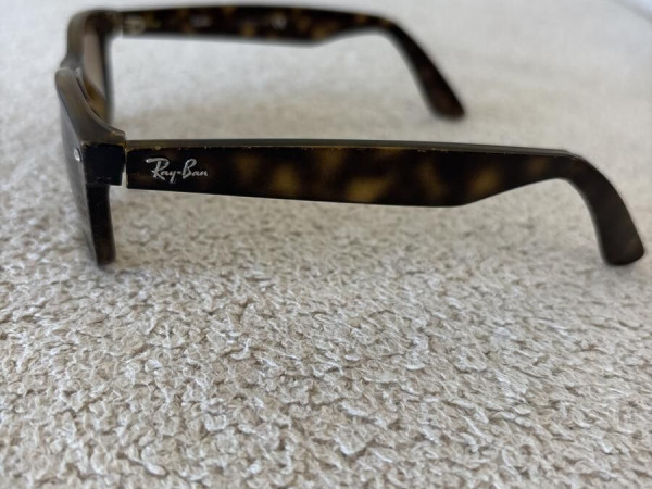 Ray-Ban - RB2132