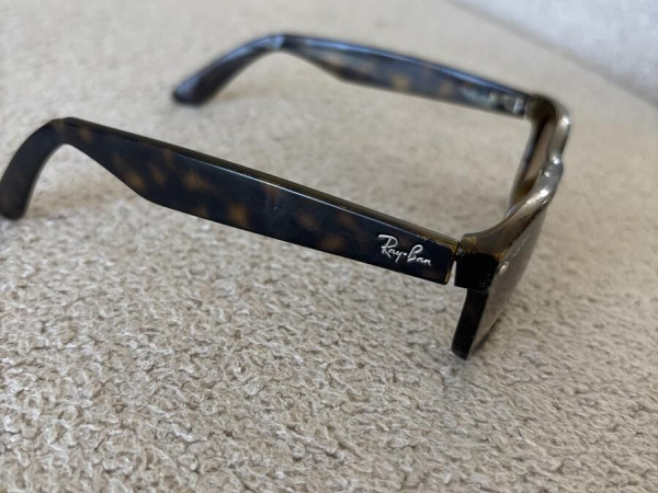 Ray-Ban - RB2132