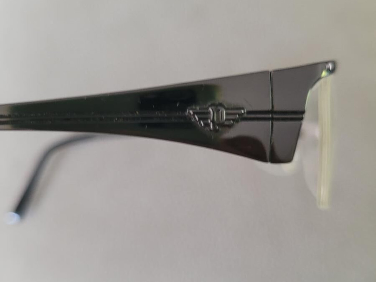 Police - V8577 COL0K59 135