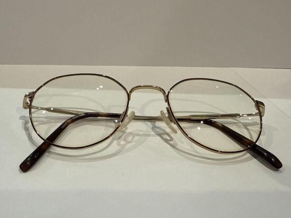 Charmant titanium...