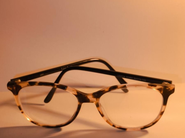 Level LE2226 ECRO 53/16