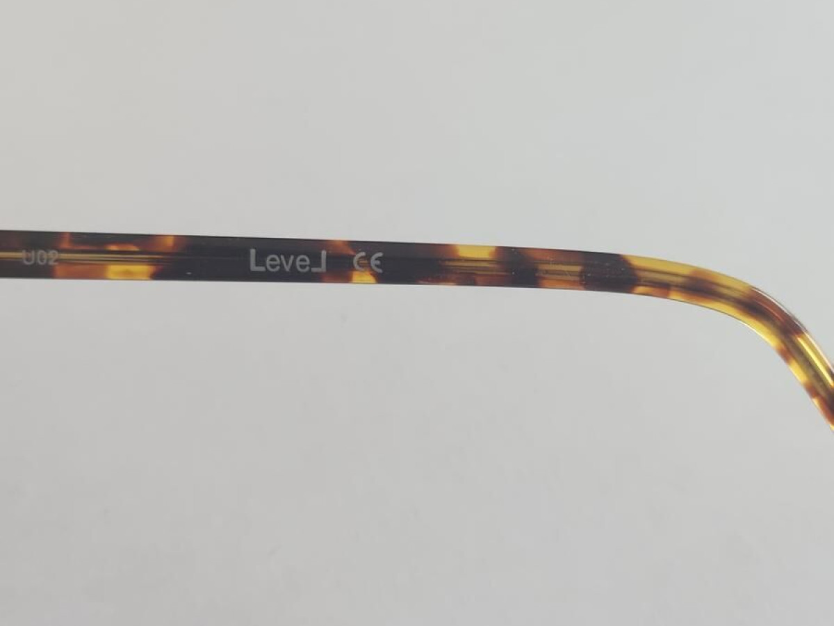 Level - LE2158 ECRO 52/16