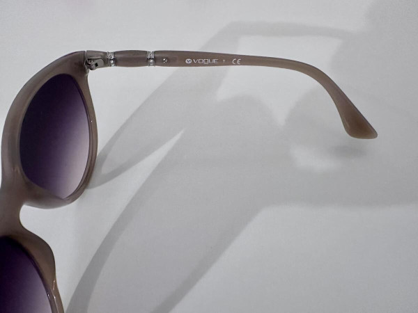 Vogue - VO2894-SB 56/17