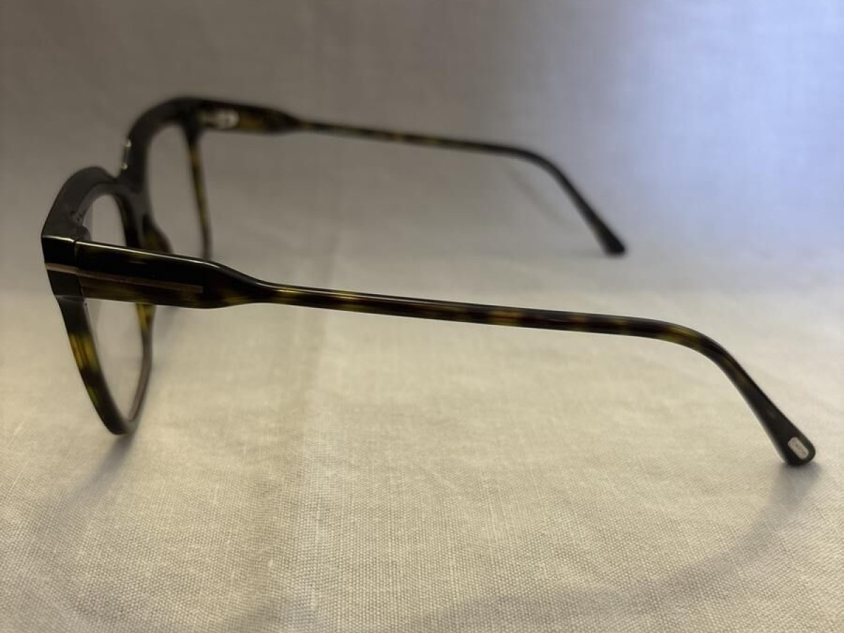 Tom Ford - TF5768 54/15