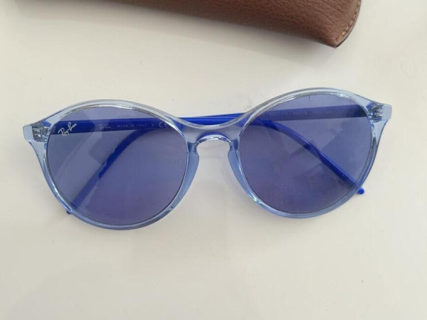 RAYBAN