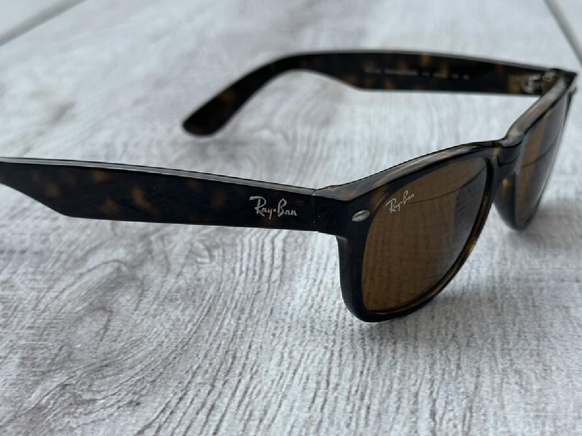 Ray-Ban - RB2132 new wayfarer 710 52/18