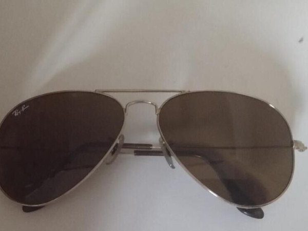 RAY-BAN-RB3025