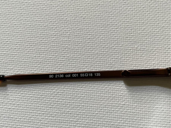 LOGO - 90 2136 col 001 55/18