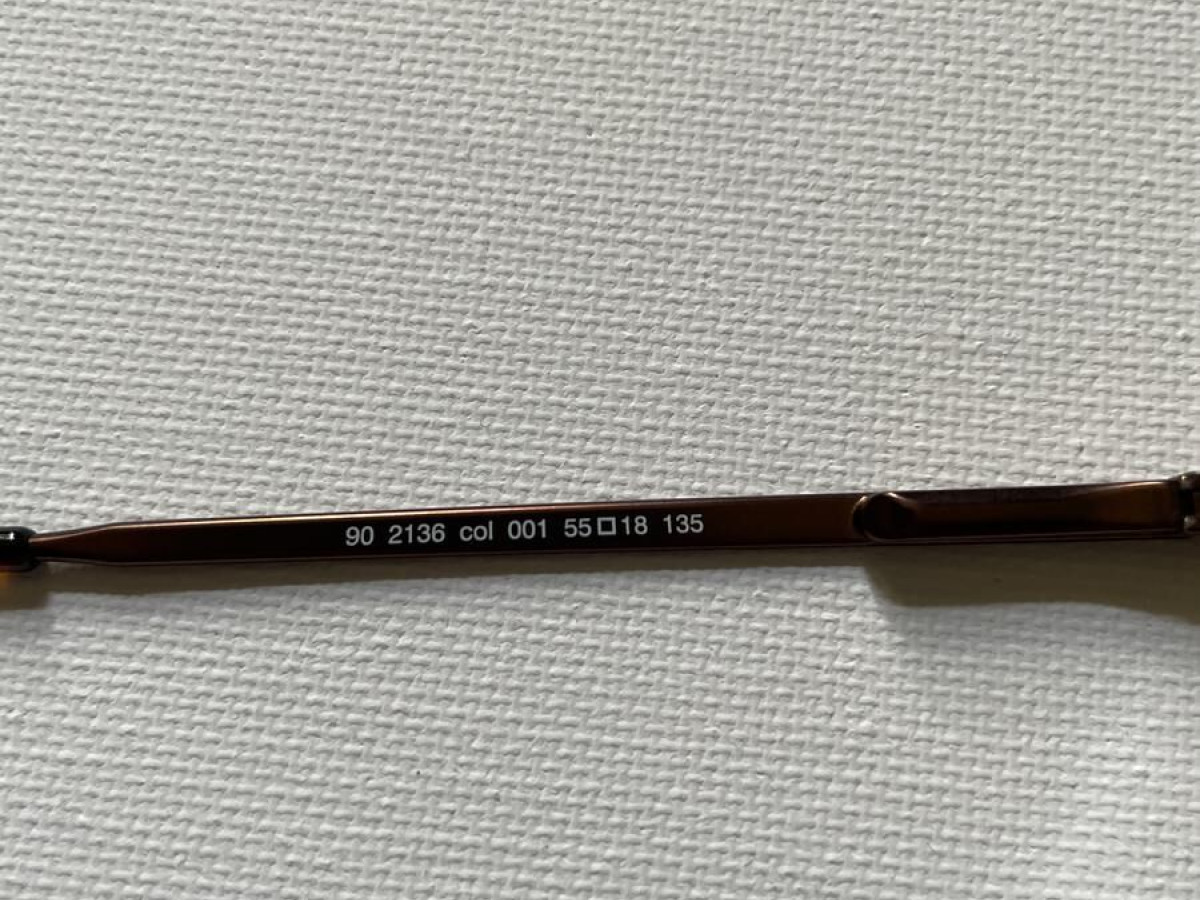 LOGO - 90 2136 col 001 55/18