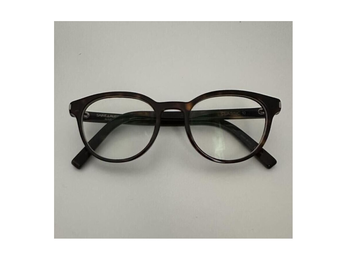Yves saint Laurent classic 10