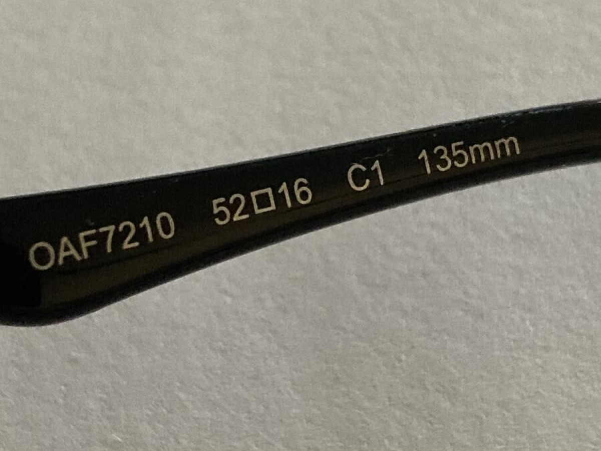 Alain Afflelou - OAF7210 52/16