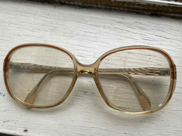 krys- francoise f888 54/18