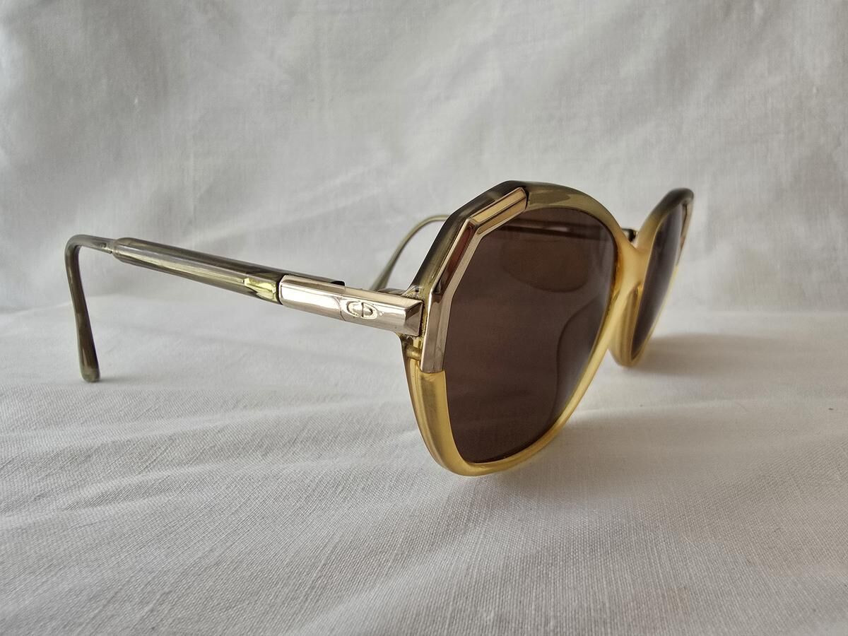 DIOR-2735