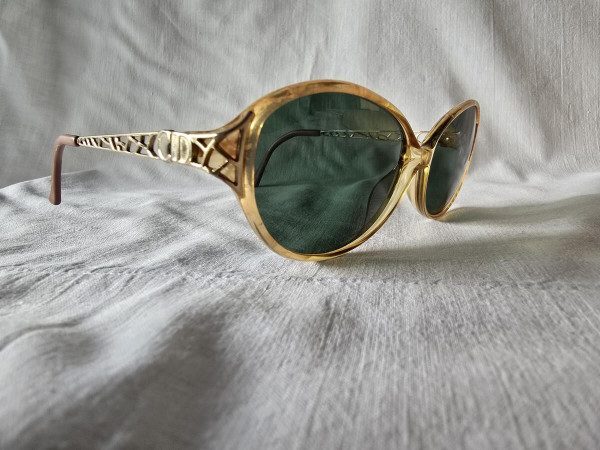 DIOR-2927