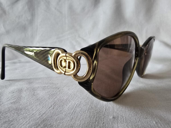 DIOR-CD2850