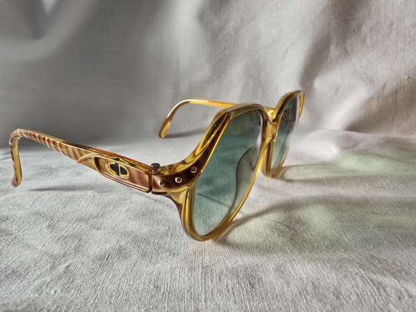 DIOR-2297