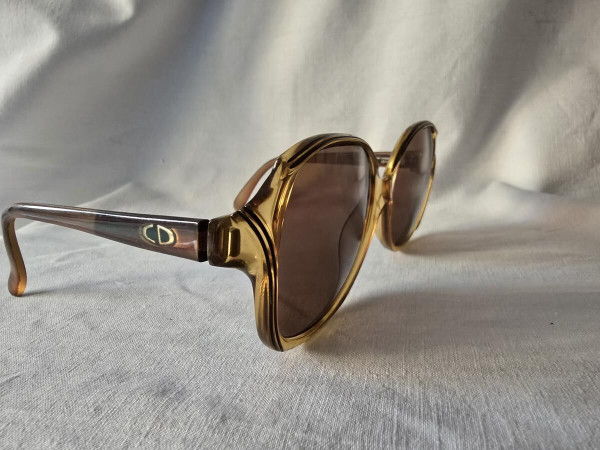 DIOR-2130