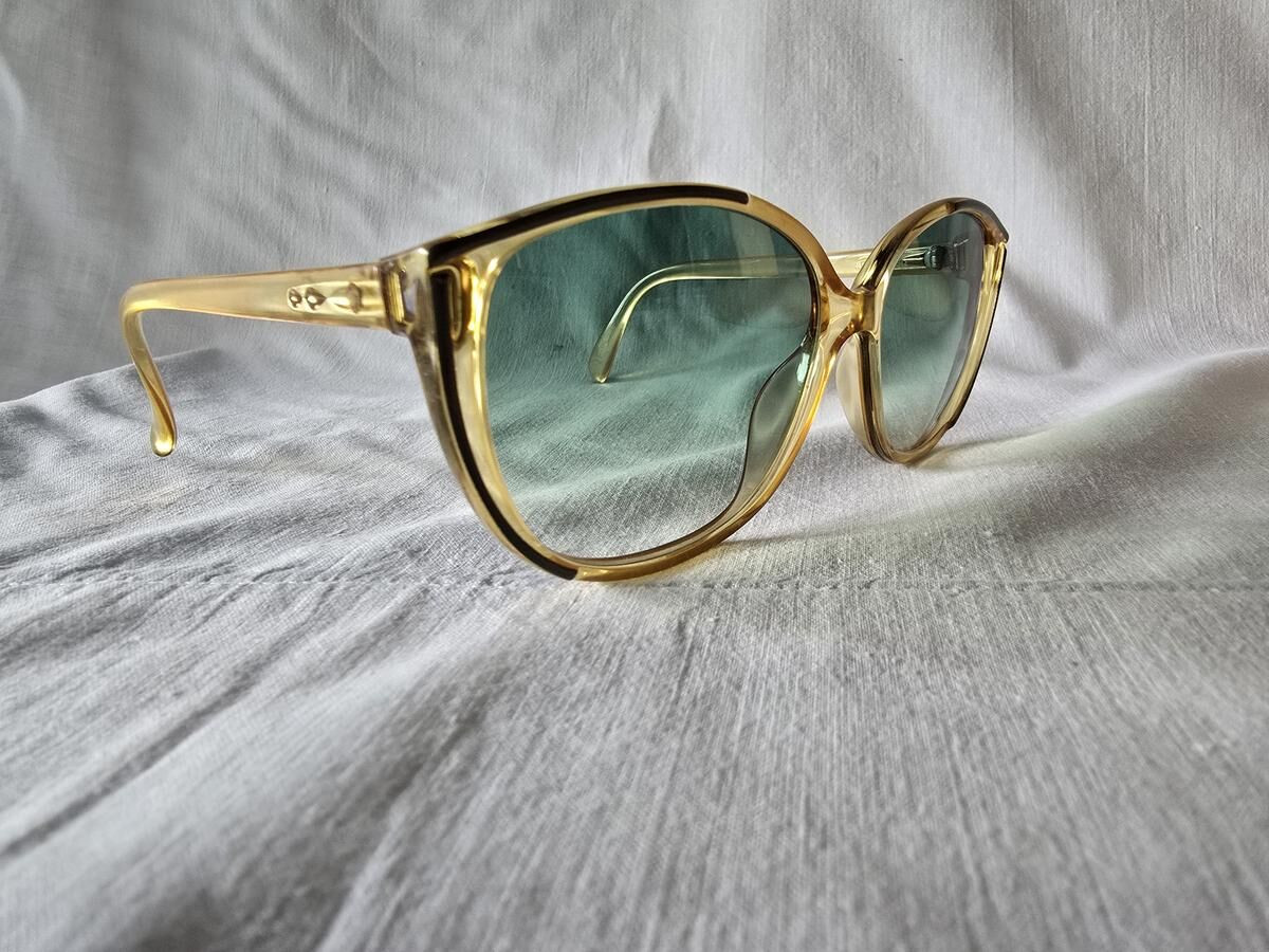 SAPHIRA-4111 56¤14
