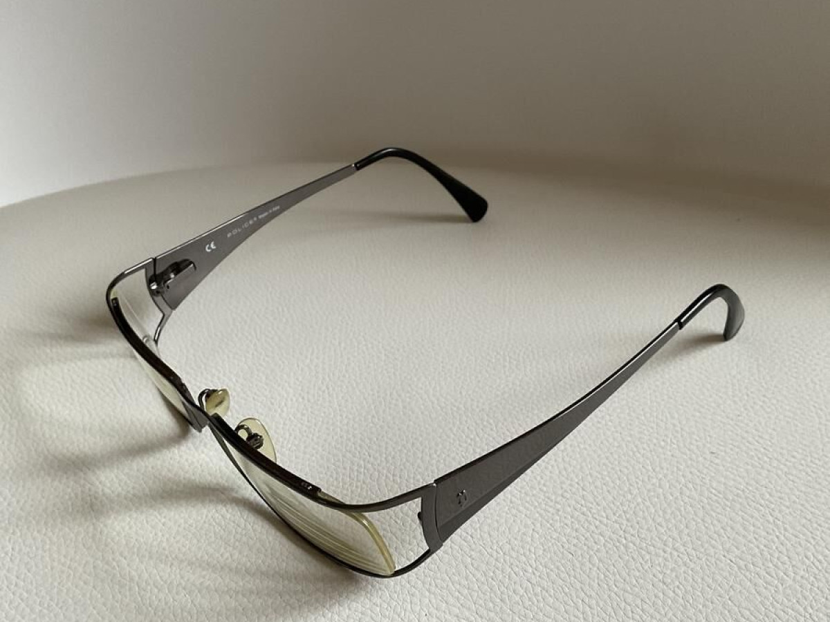 POLICE - V8377 53¤17