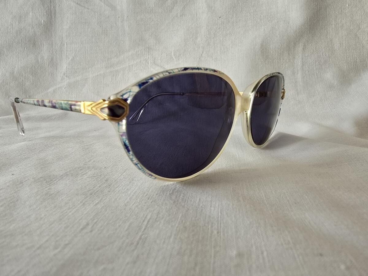 LES LUNETTES ESSILOR - 135 578.60