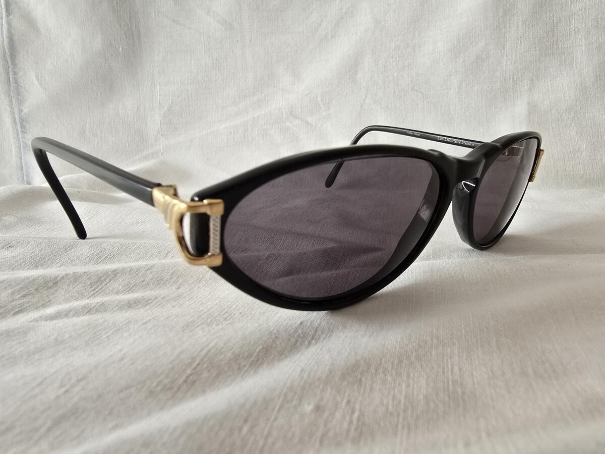 LES LUNETTES ESSILOR - 178 61 57¤15