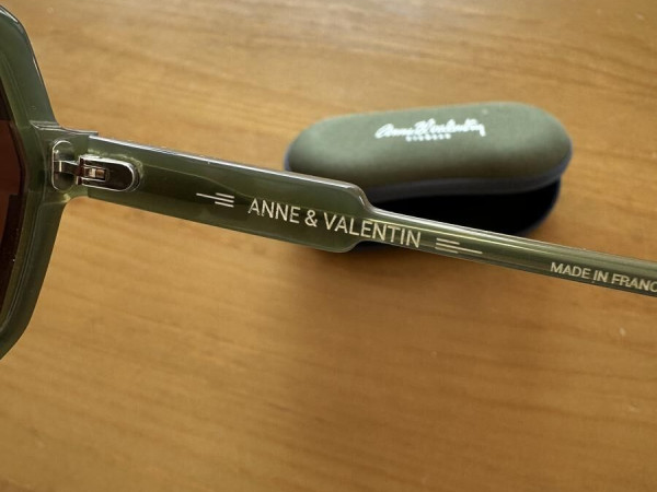 ANNE & VALENTIN - STORM 21D17 52/22