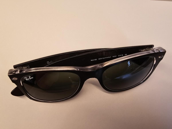 RayBan - RB2132