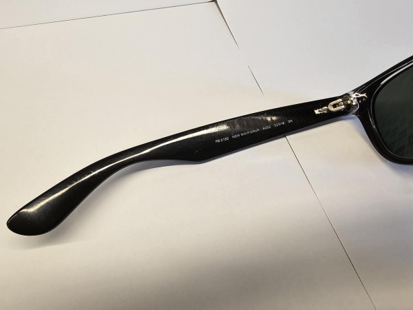 RayBan - RB2132