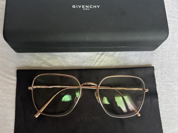 Givenchy Gv0128