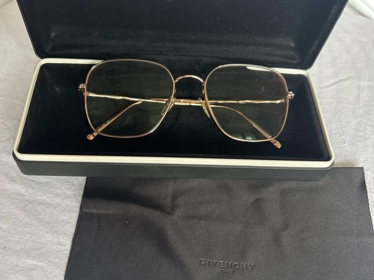 Givenchy Gv0128