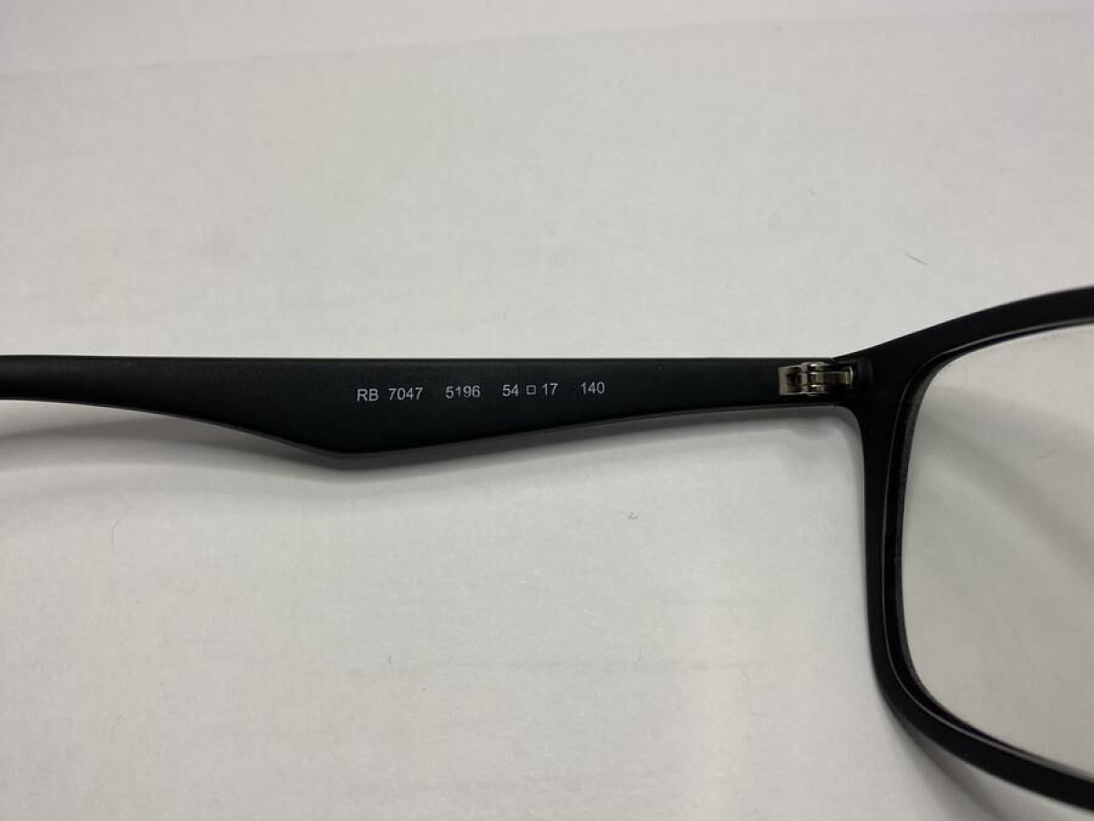 Ray-ban - RB7047 5196 54/17