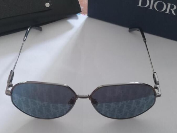 Dior - CDLKA1UXT_H488 61¤13