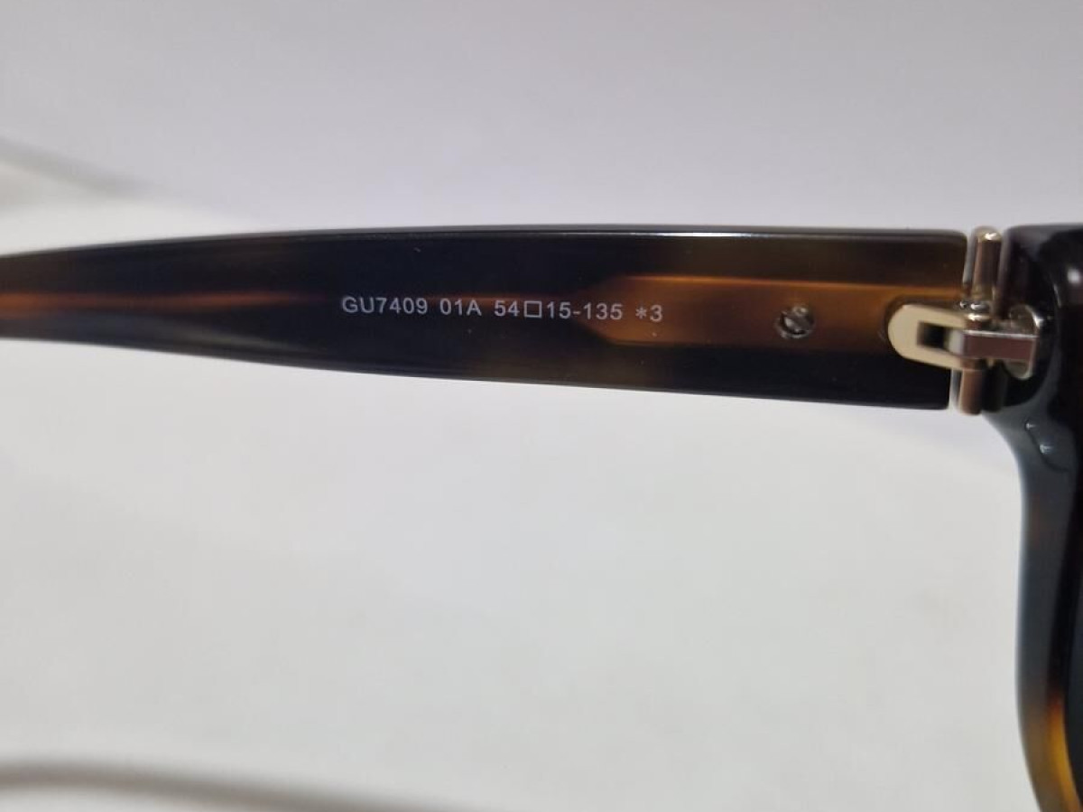 Guess GU7409 01A 54¤15