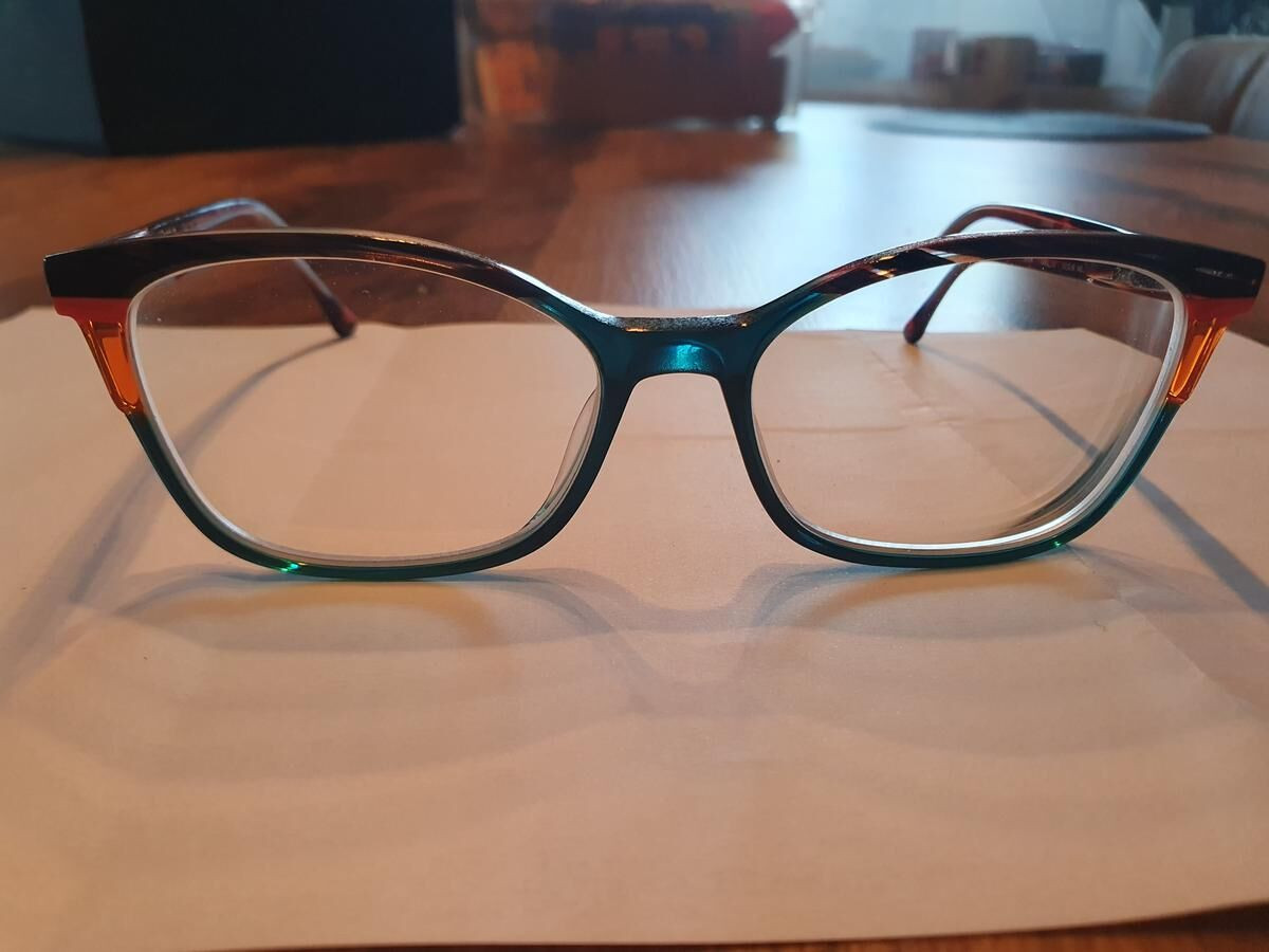 Woodys- 22906 Guell 53/16